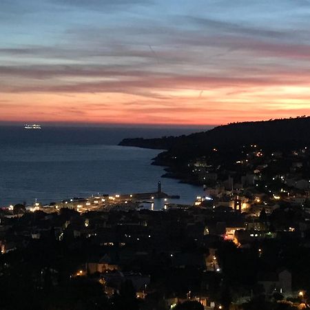 T2 A Cassis Vue Mer De Reve Exterior photo